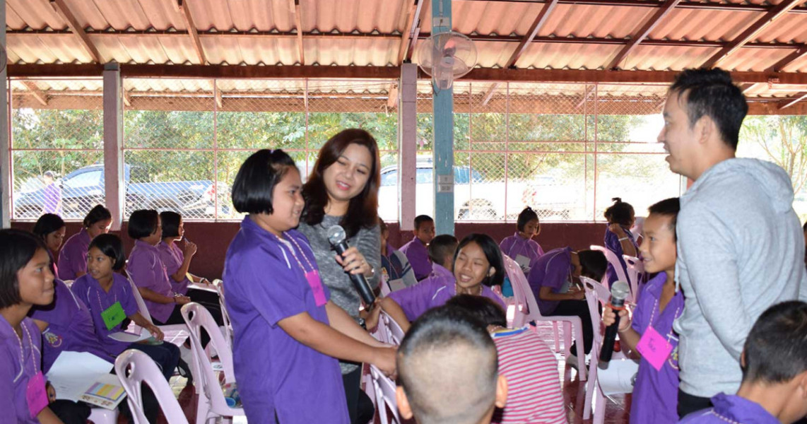  English Camp at Nong Hluang School